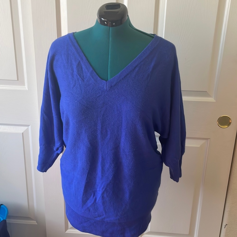 New York & co blue v neck sweater